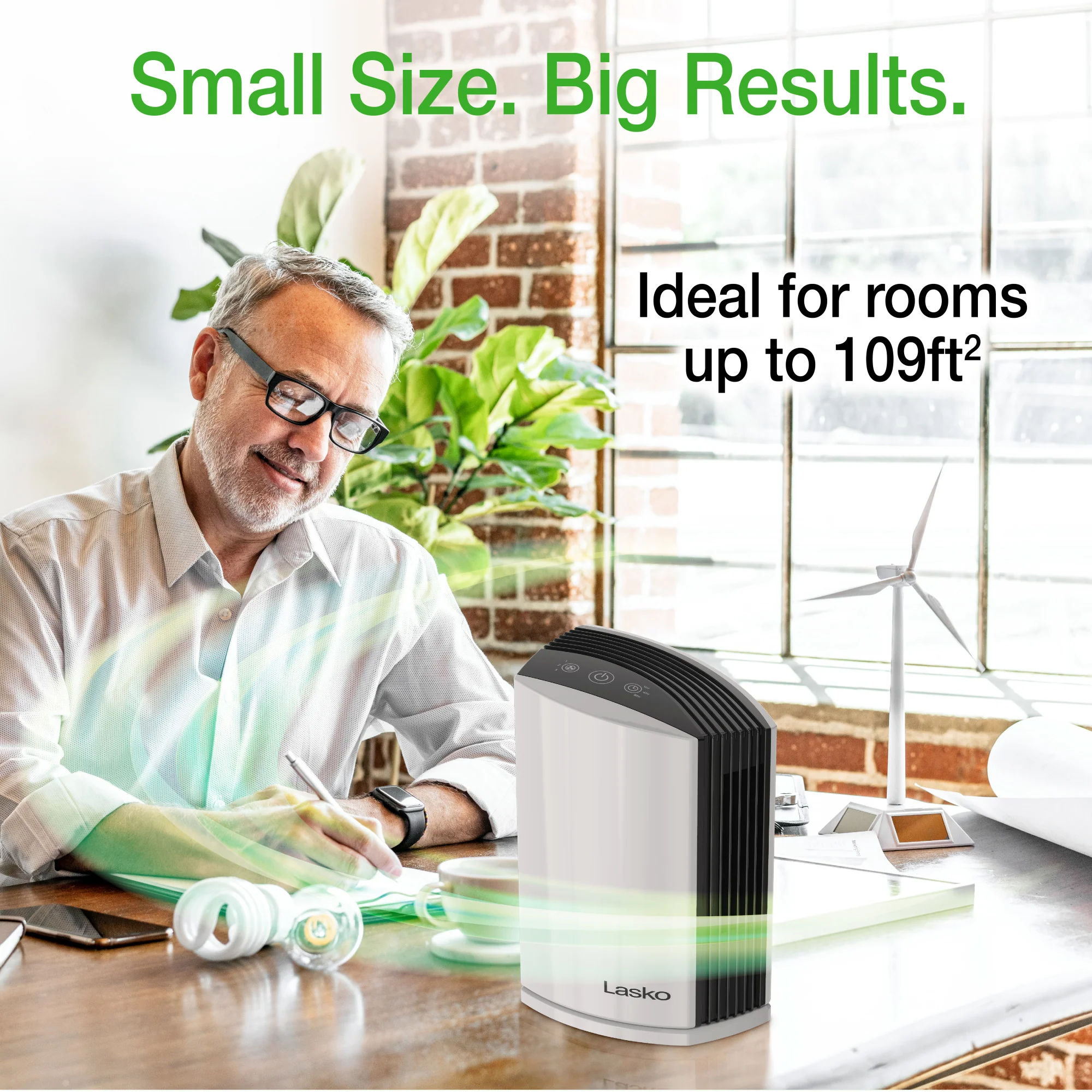 Lasko LP200 HEPA 15" Table Top Air Purifier (3-speed 2-stage filtration, white/black) - Image 4